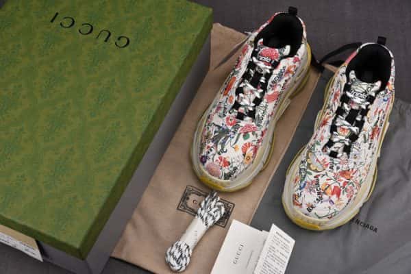 Triples Trainer Sneakers 2000042