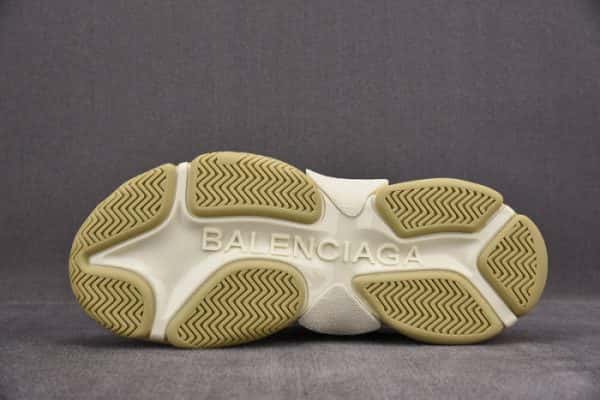 Triples Trainer Sneakers 2000042