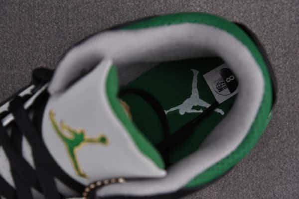 Air Jordan 3 ¡°Pine Green¡± Ct8532-030