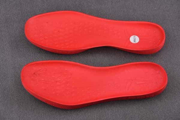 Nike Kobe 8 Milk Snake 555035-601