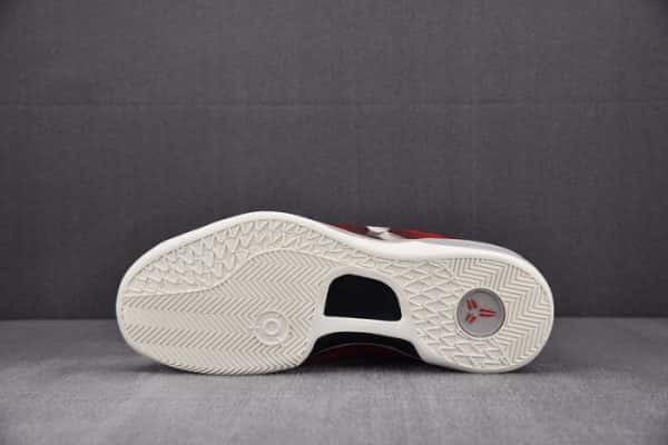 Nike Kobe 8 Milk Snake 555035-601