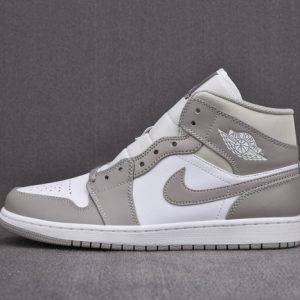 Air Jordan 1 Mid ''Light Bone'' 554724-082