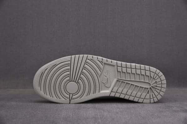 Air Jordan 1 Mid ''Light Bone'' 554724-082