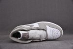 Air Jordan 1 Mid ''Light Bone'' 554724-082