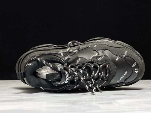 Triples Trainer Sneakers Letters 2000015