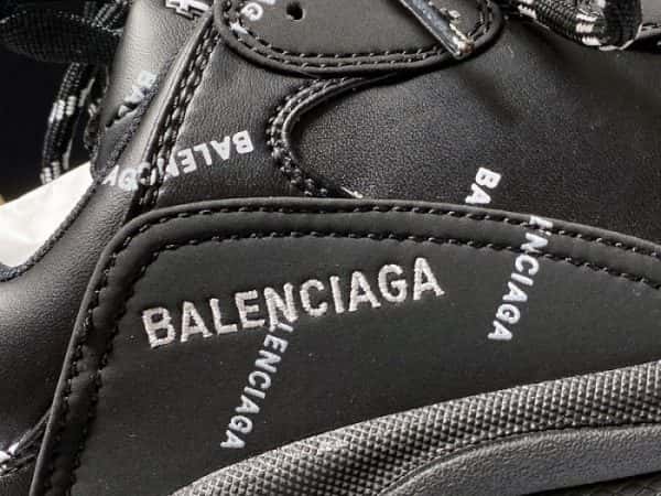 Triples Trainer Sneakers Letters 2000015