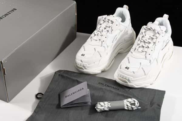 Triples Trainer Sneakers Letters 2000016