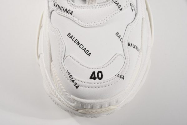 Triples Trainer Sneakers Letters 2000016