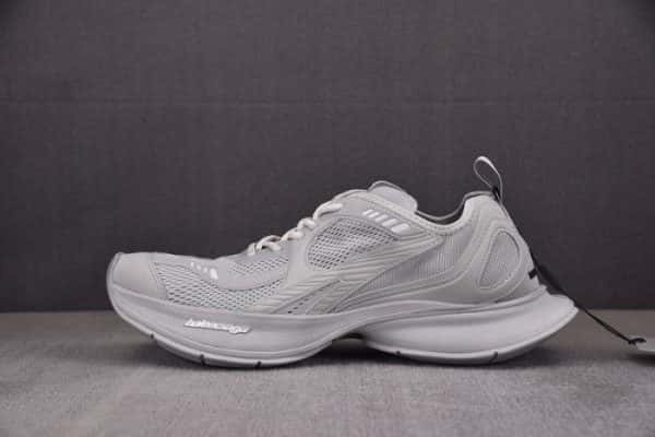 Sneaker Circuit 7000006