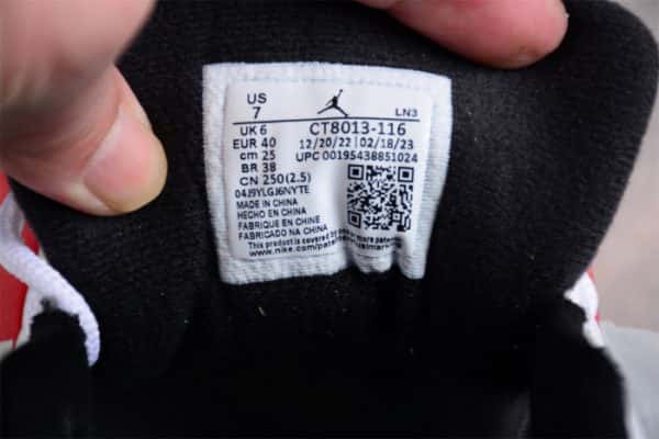 Air Jordan 12 Cherry Ct8013-116