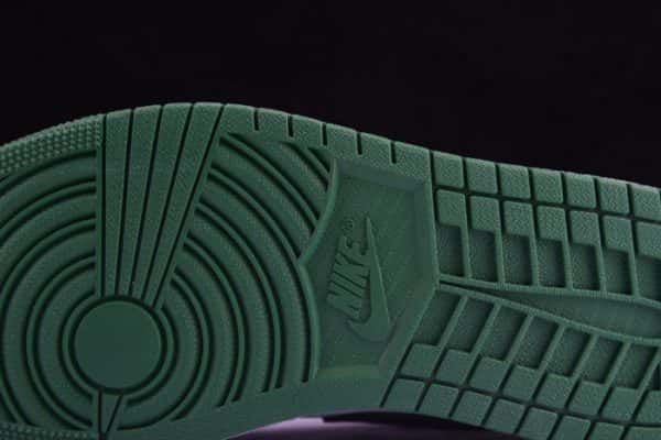 Jordan 1 Low Mystic Green 553558-113