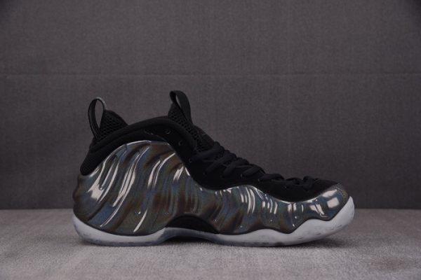 Nike Air Foamposite One Hologram 314996-900