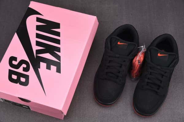Nike Sb Dunk Low Black Pigeon 883232-008