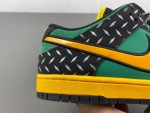 Nike Dunk Low ''What The Duck Home'' HV1454-001