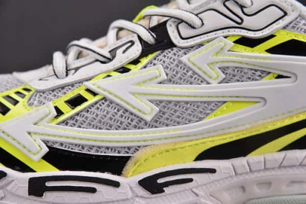 Ofw Be Right Back Brb000005