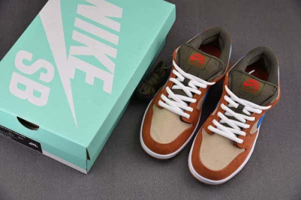 Nike Dunk Low Pro Sb ''Corduroy'' Bq6817-201