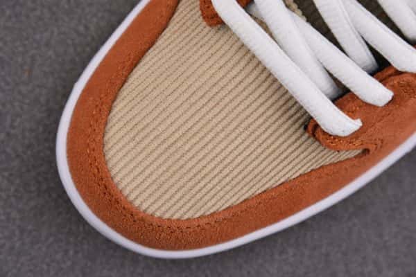 Nike Dunk Low Pro Sb ''Corduroy'' Bq6817-201