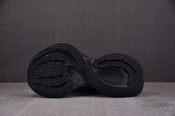 Sneaker Circuit 7000004