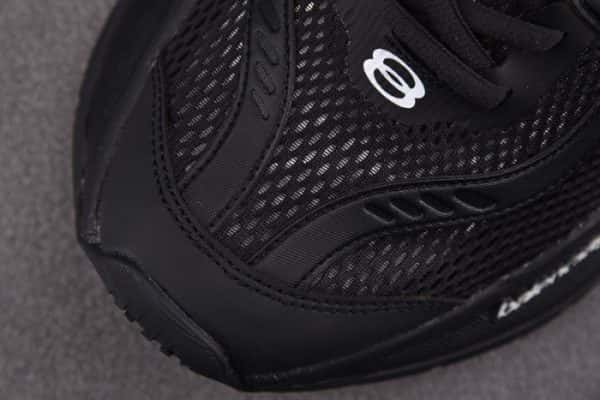 Sneaker Circuit 7000004