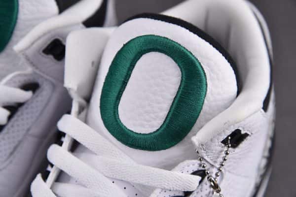 Air Jordan 3 Retro Oregon Ducks Pit Crew White 594282233