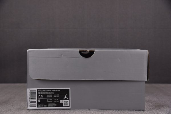 Jordan 4 Retro OG SP Undefeated (2025) IB1519-200