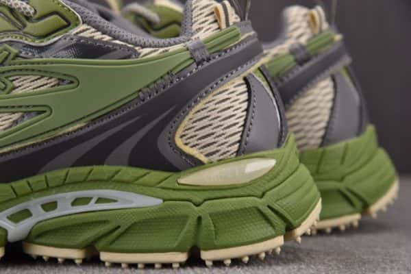 OFW Be Right Back BRB000015