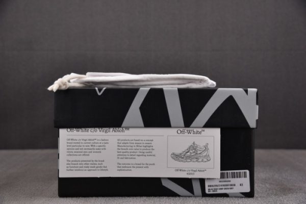 OFW Be Right Back BRB000015