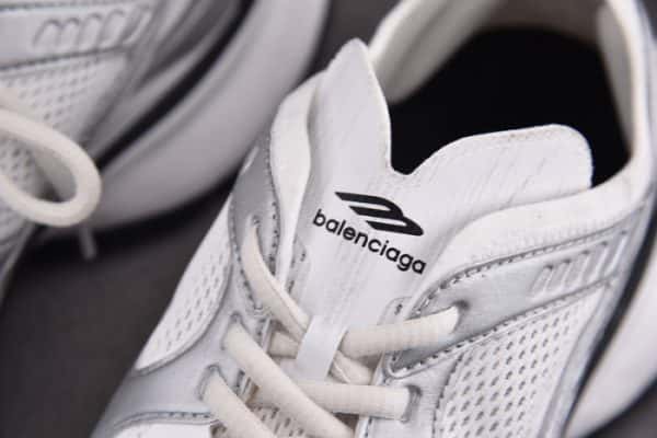 Sneaker Circuit 7000002