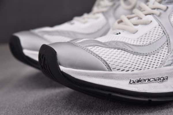 Sneaker Circuit 7000002