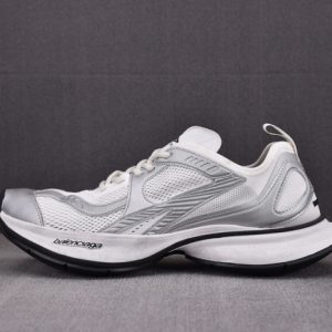 Sneaker Circuit 7000002