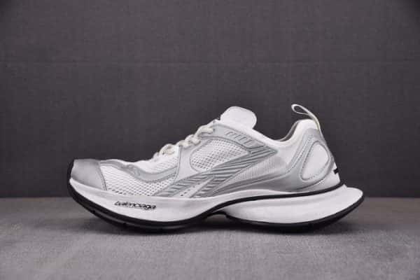 Sneaker Circuit 7000002