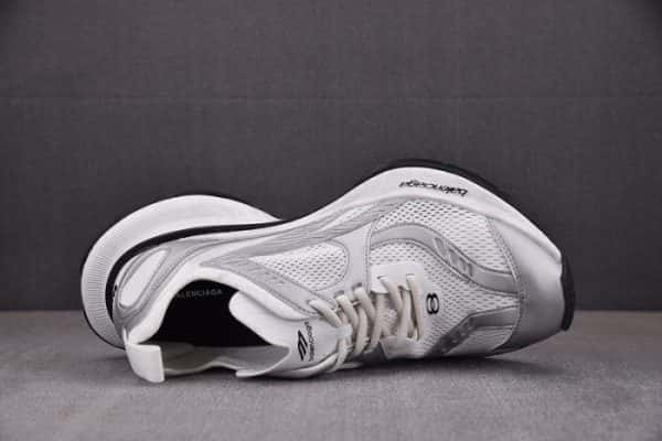 Sneaker Circuit 7000002