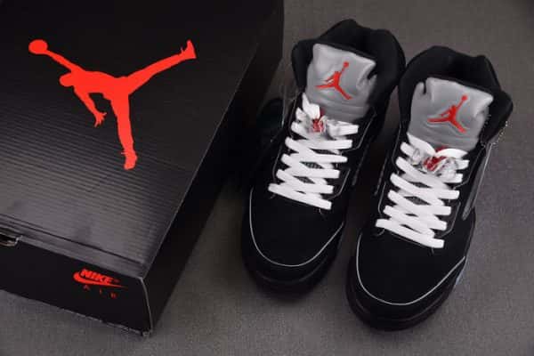 Air Jordan 5 Black Metallic Reimagined 2025 HF3975-001