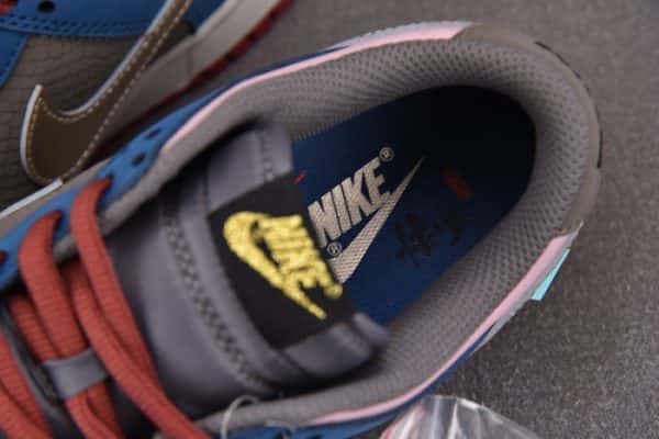 Nike SB Dunk Low ''Black Myth Wukong'' DV2433-109