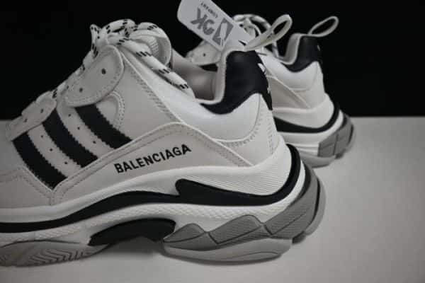 Triples Trainer Sneakers 2000045