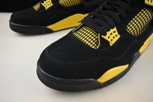 Air Jordan 4 Retro Thunder (2023) Dh6927-017