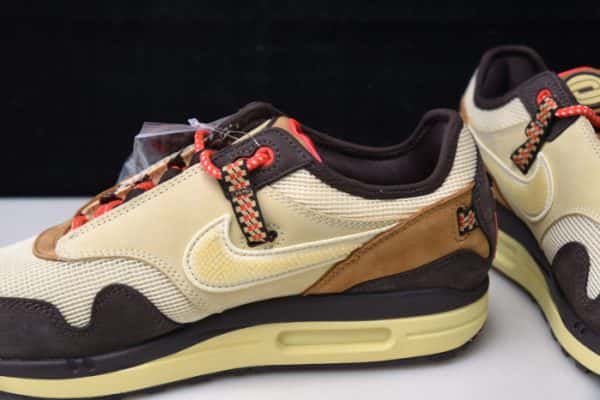 Travis Scott X Nike Air Max 1 Do9392-200