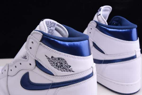 Air Jordan 1 Retro High Og ''Metallic Navy'' 555088-106