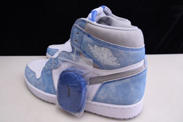 Air Jordan 1 High Og ¡°Hyper Royal¡± 555088-402
