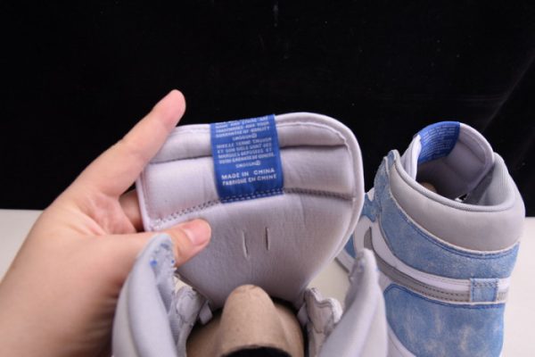 Air Jordan 1 High Og ¡°Hyper Royal¡± 555088-402