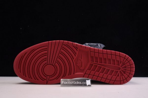 Air Jordan 1 Retro High Bloodline 555088-062