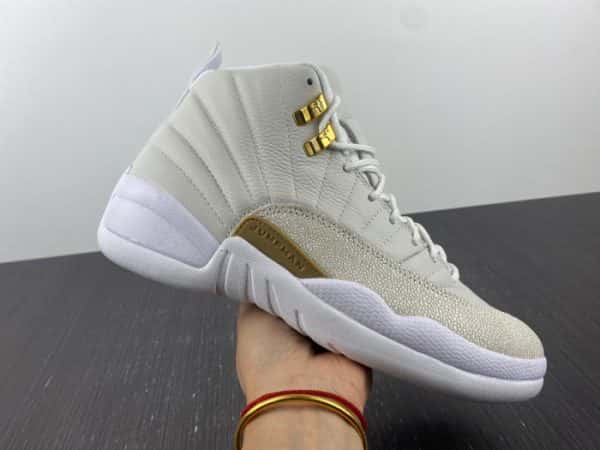 Air Jordan 12 Retro Ovo White 873864-102