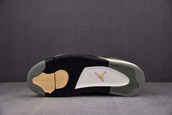 Air Jordan 4 Craft "Medium Olive" Fb9927-200