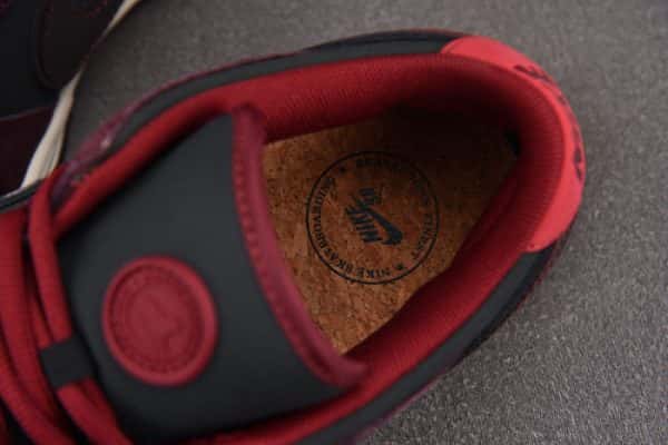 Riot Skateshop Nike SB Dunk Low FZ1289-200