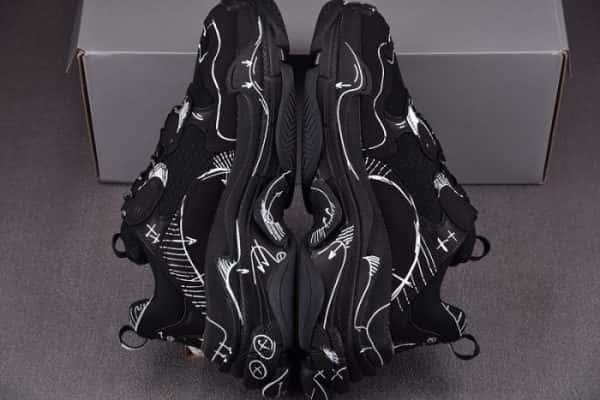 Triples Trainer Sneakers 2000063