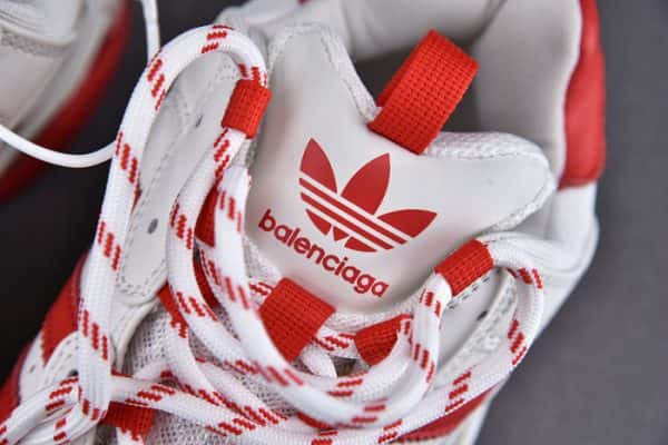 Triples Trainer Sneakers 2000053