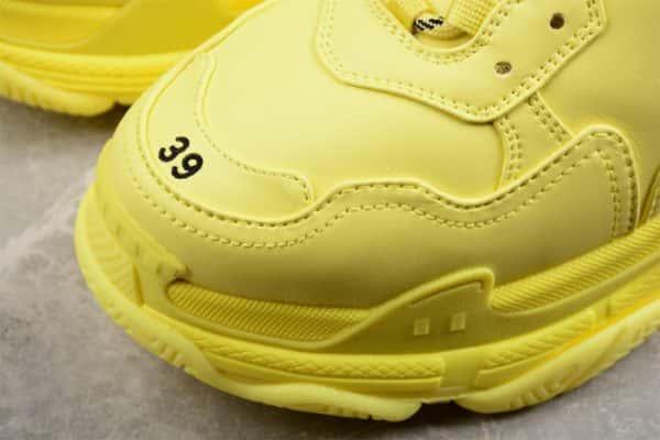 Triples Trainer Sneakers 2000048