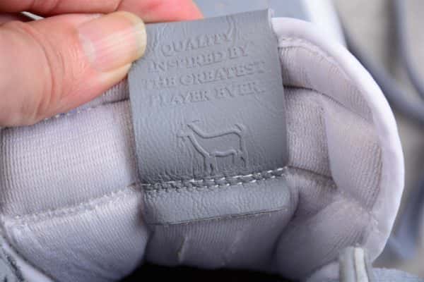 Air Jordan 1 High Og "Stealth" 555088-037