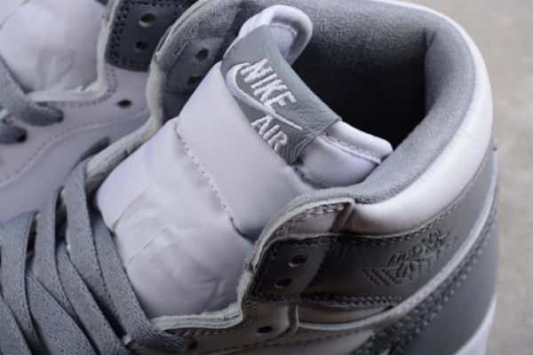 Air Jordan 1 High Og "Stealth" 555088-037