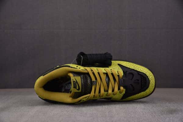 Nike Dunk Low QS Halloween Skull HV6103-300
